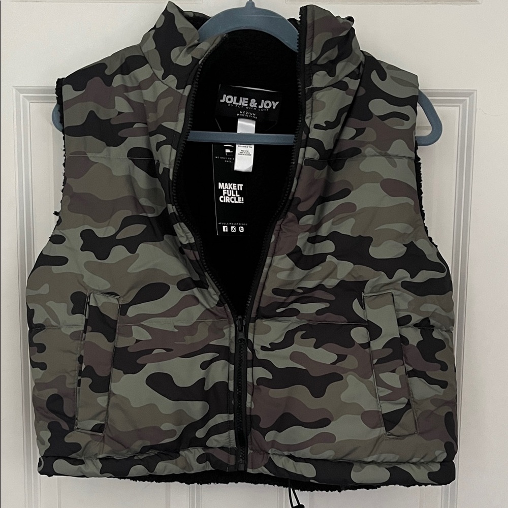 NWT! Jolie & Joy Kids Camouflage Puffer Vest
